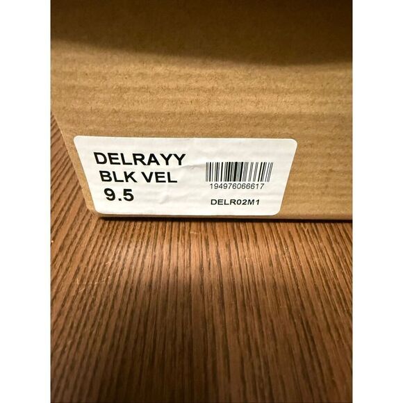 STEVE MADDEN DELRAYY BLACK “VELVET”